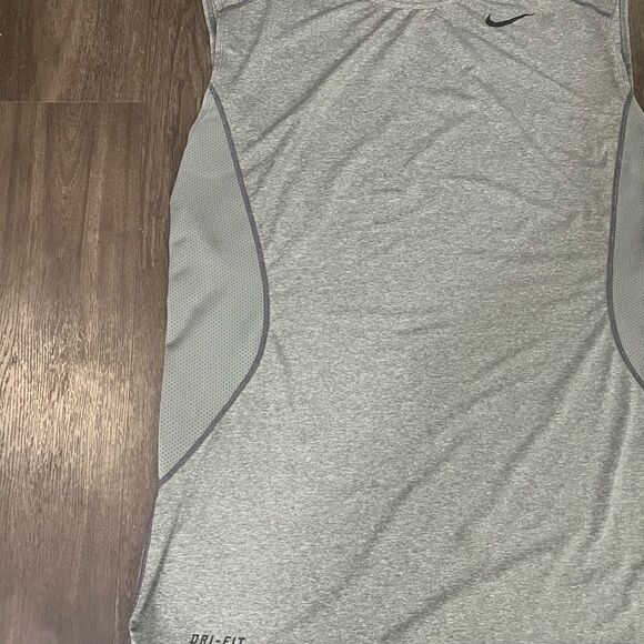 Nike Mens Pro Combat Dri-fit Grey Fitted Tank Top - Picture 3 of 8